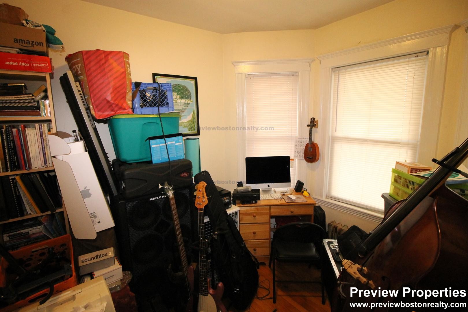 331 Faneuil St, Oak Square