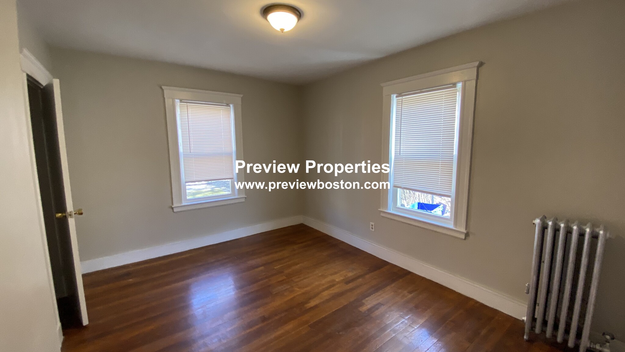 8 Woodside Ave, Jamaica Plain