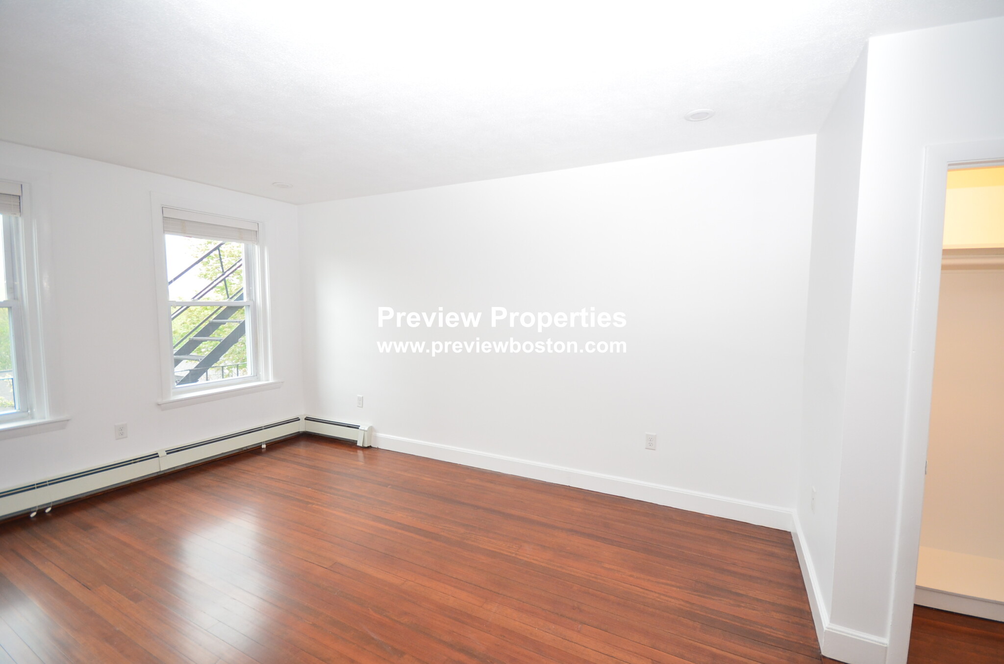 2 bed, 1 bath apartment for rent at 310 Tappan St Unit 4A, Brookline Hills — photo 3 of 15