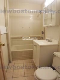 248 Kelton St, Allston