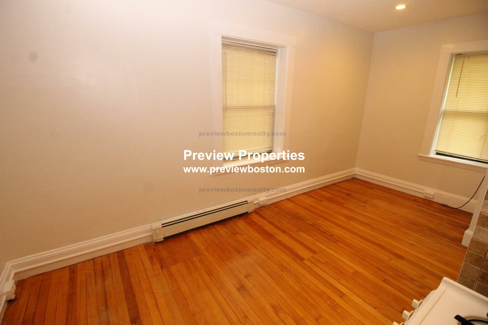 57 Cummings Rd, Brighton