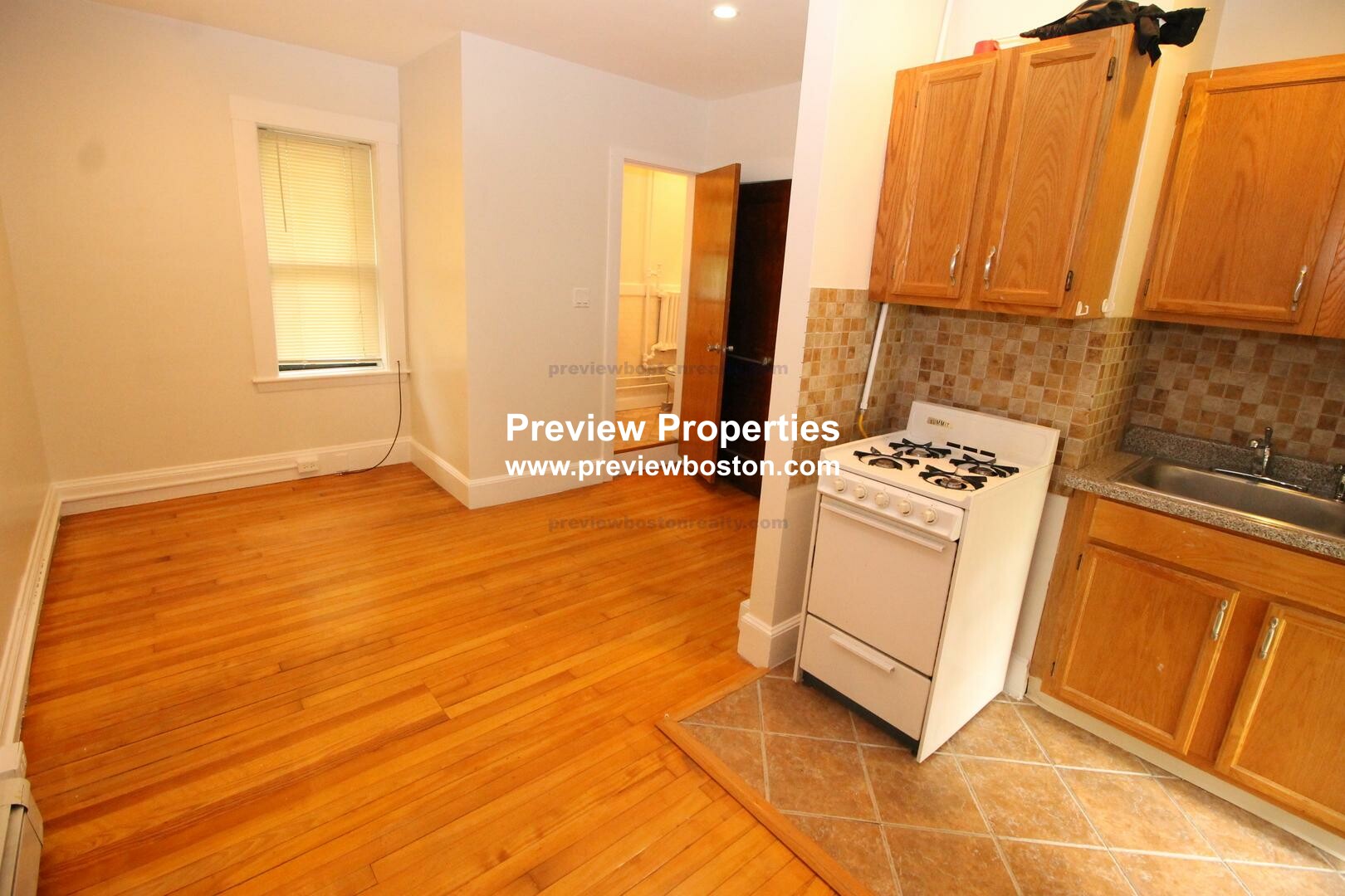 57 Cummings Rd, Brighton