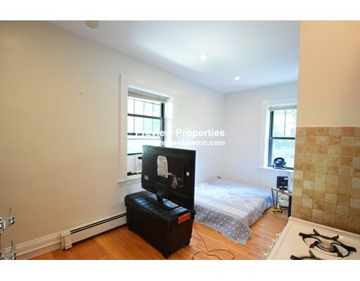 57 Cummings Rd, Brighton