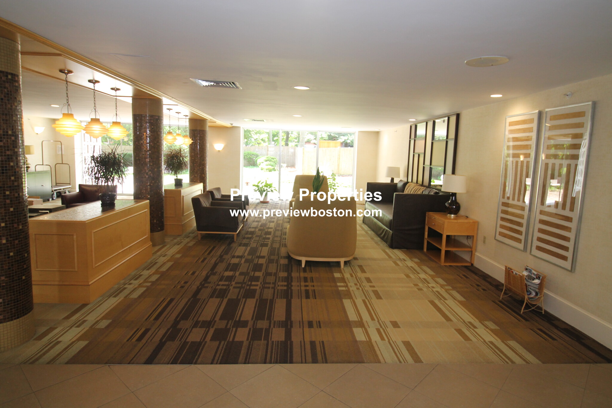 101 Monmouth St, Longwood