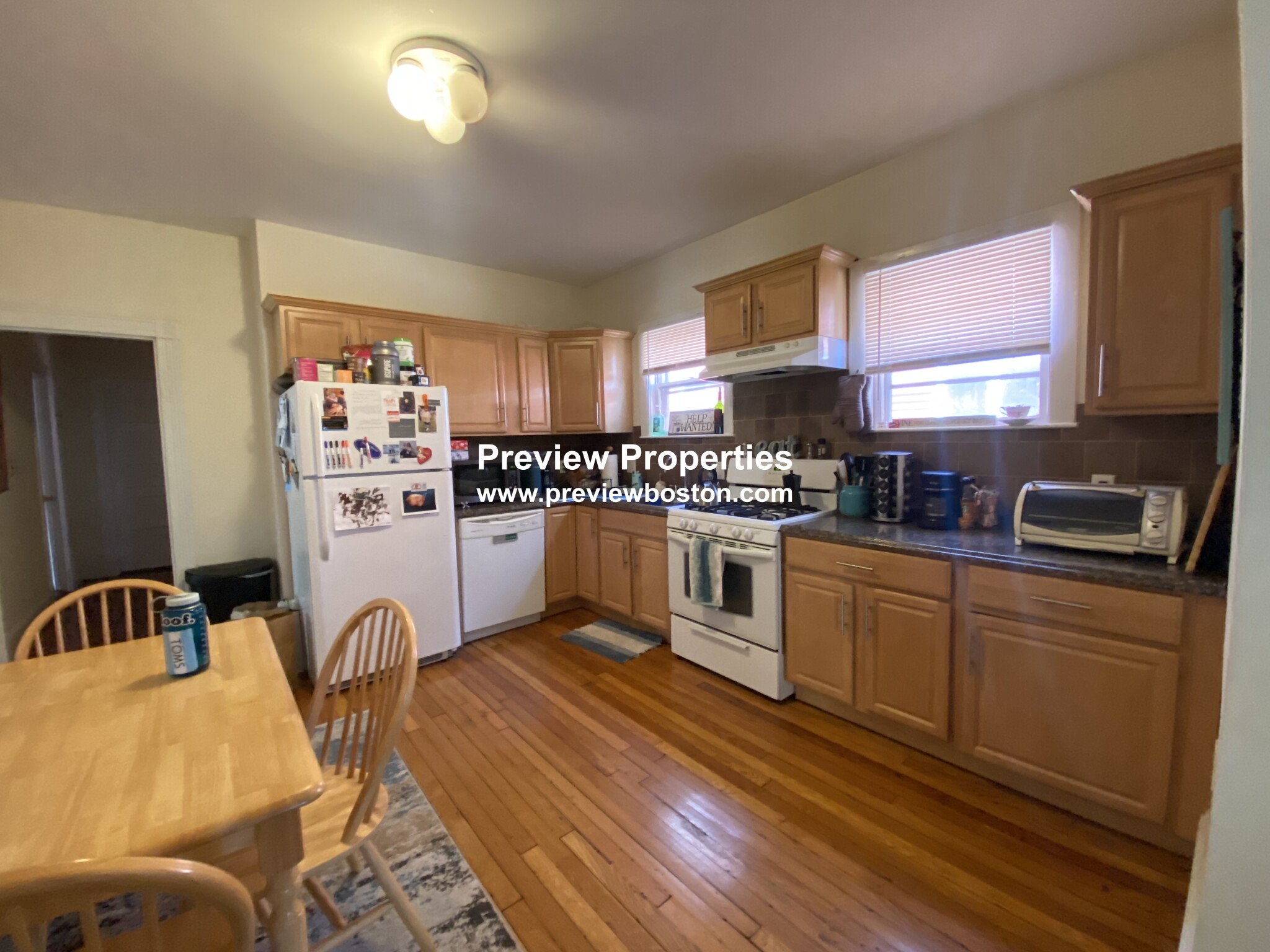 3 bed, 1 bath apartment for rent at 18 Fairbanks St Unit A, Brighton