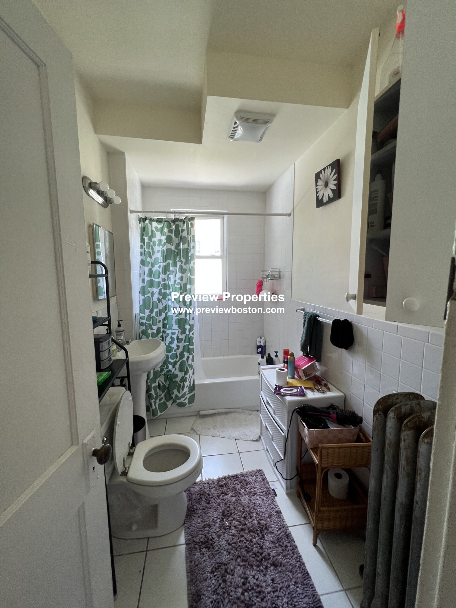 4 bed, 2 bath apartment for rent at 41 Hunnewell Ave Unit 2A, Brighton — photo 7 of 31