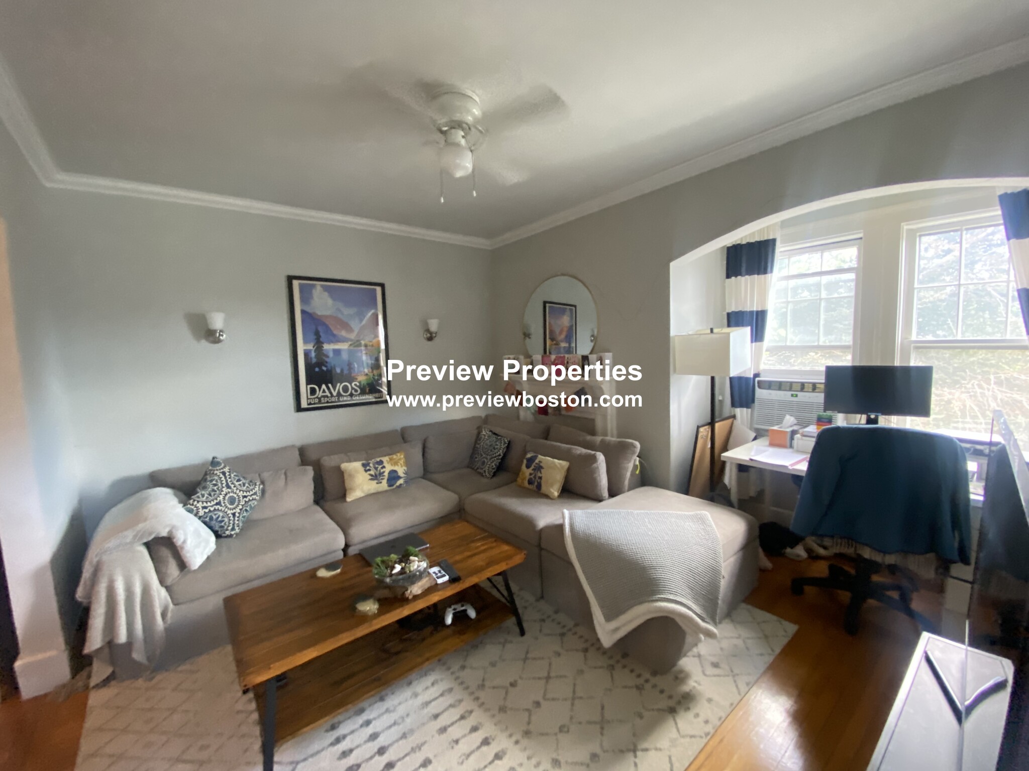 1 split bed, 1 bath apartment for rent at 15 Braemore Rd Unit 5A, Brighton — photo 3 of 9