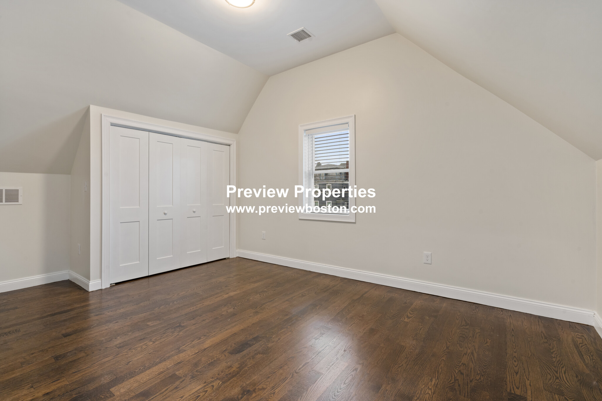 4 Chestnut Pl, Brighton