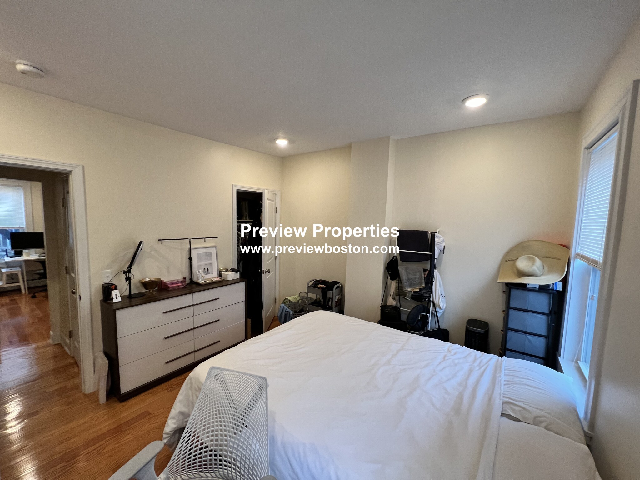 1.5 bed, 1 bath apartment for rent at 51 Cameron St Unit A, Brookline Village — photo 3 of 7