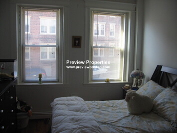 1665 Commonwealth Ave, Brighton