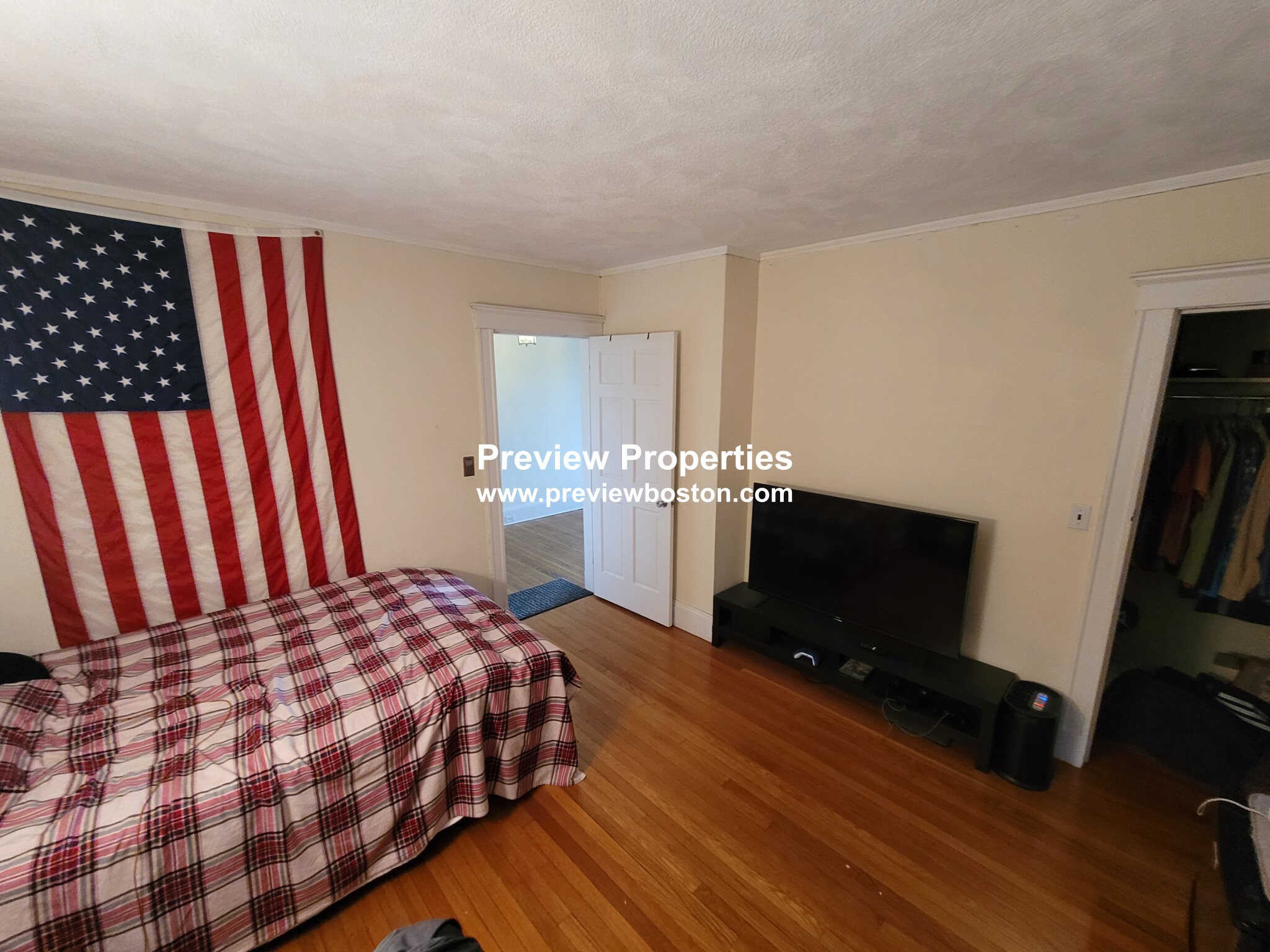 28 Manet Rd, Chestnut Hill