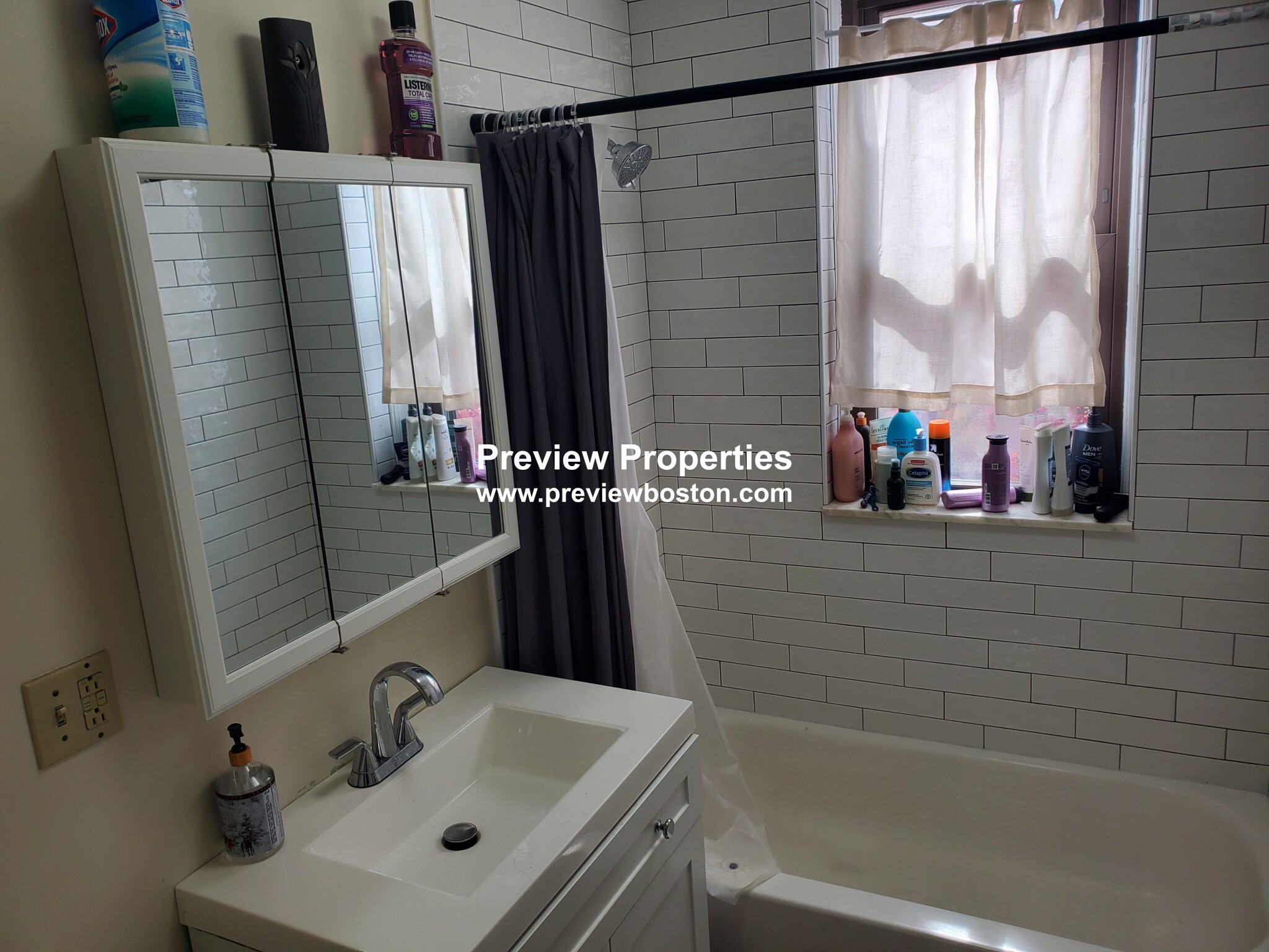 1427 Commonwealth Ave, Brighton