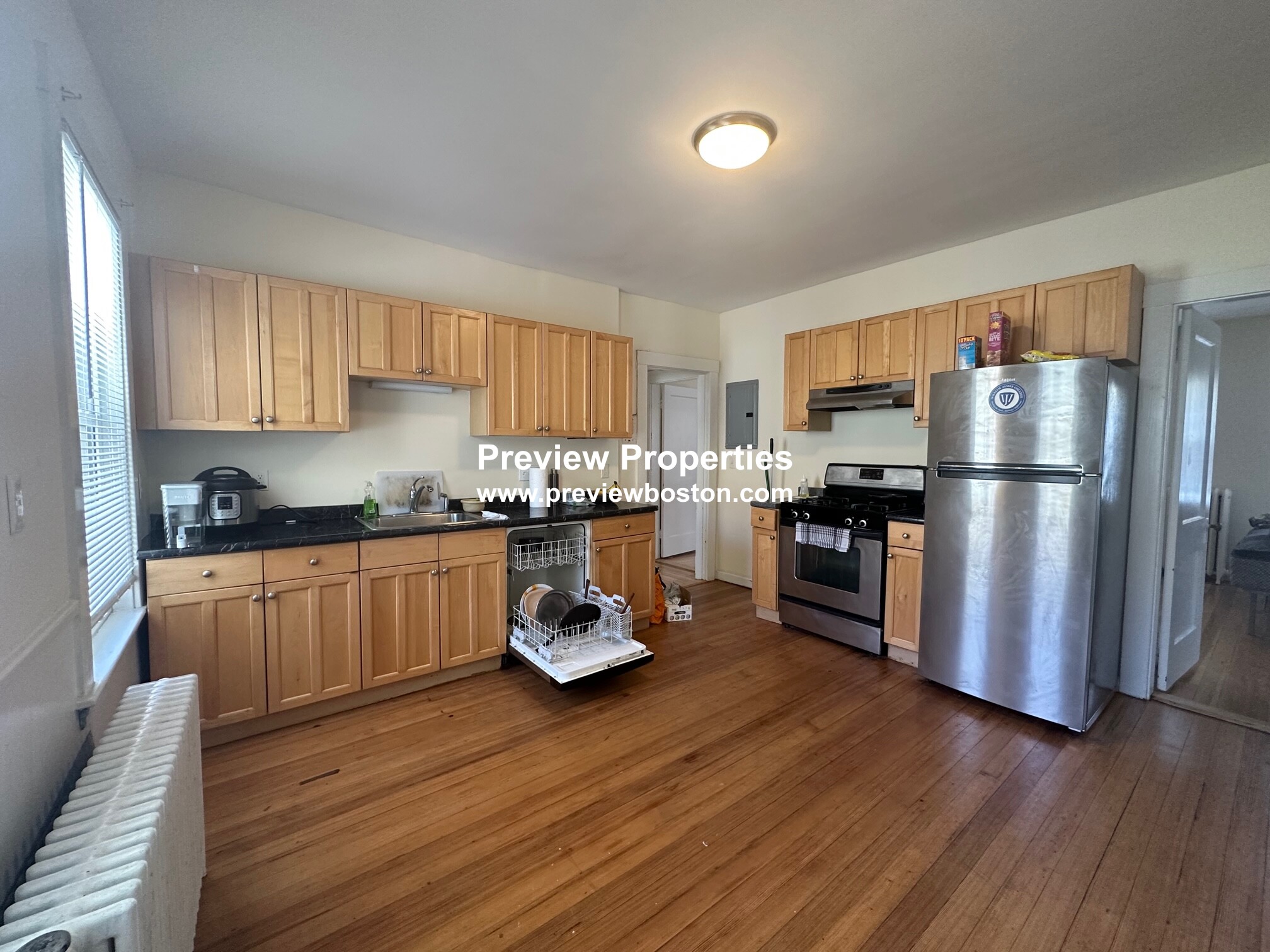 4 bed, 2 bath apartment for rent at 41 Hunnewell Ave Unit 2A, Brighton