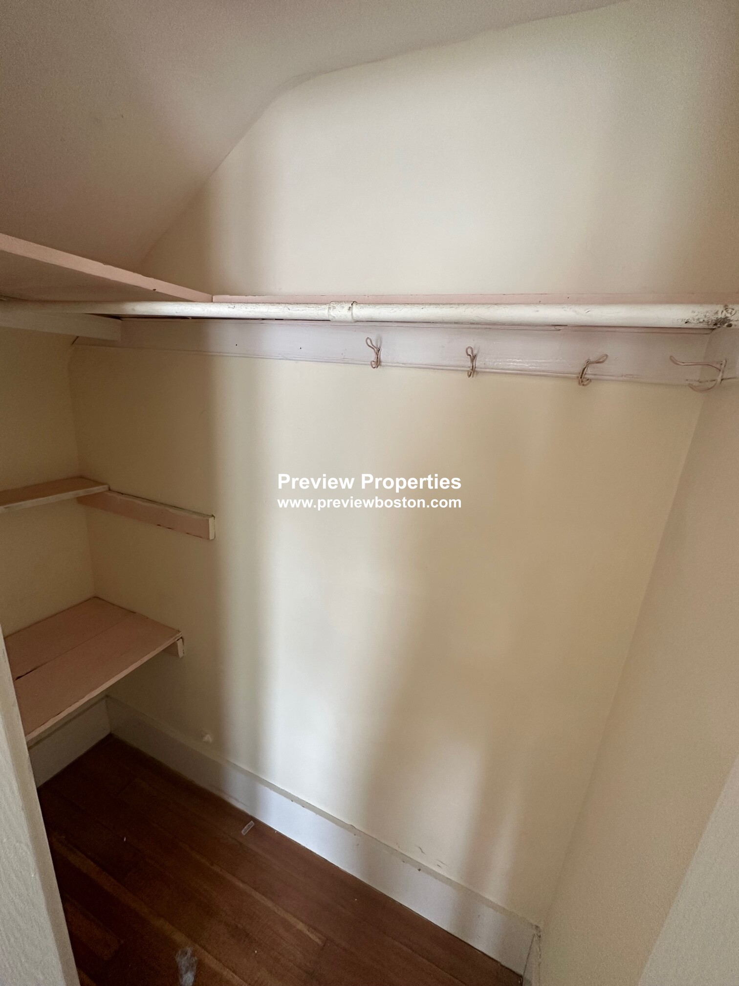 4 bed, 2 bath apartment for rent at 41 Hunnewell Ave Unit 2A, Brighton — photo 30 of 31