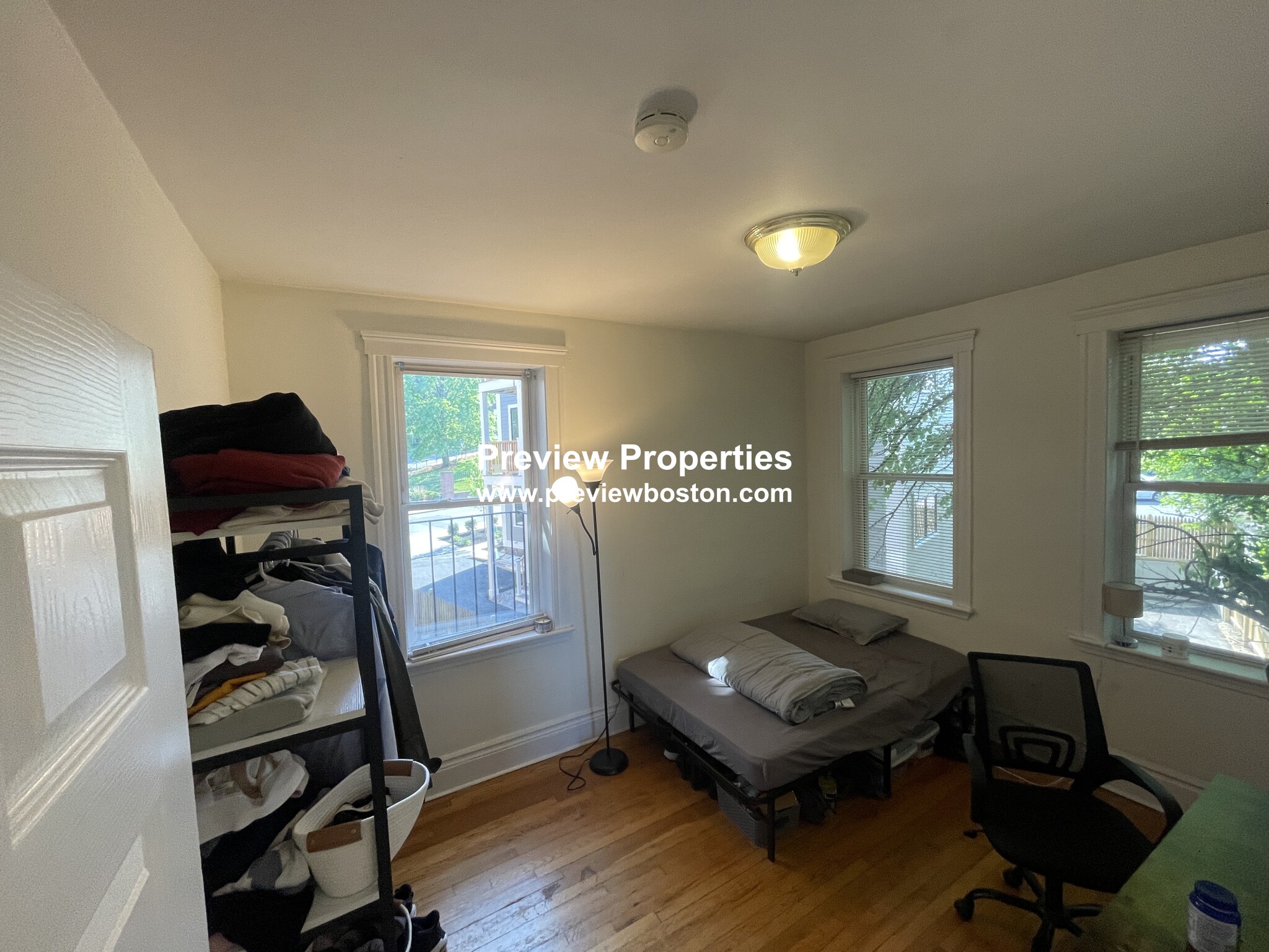2 bed, 1 bath apartment for rent at 6 Camelot Ct Unit 12A, Brighton — photo 4 of 17