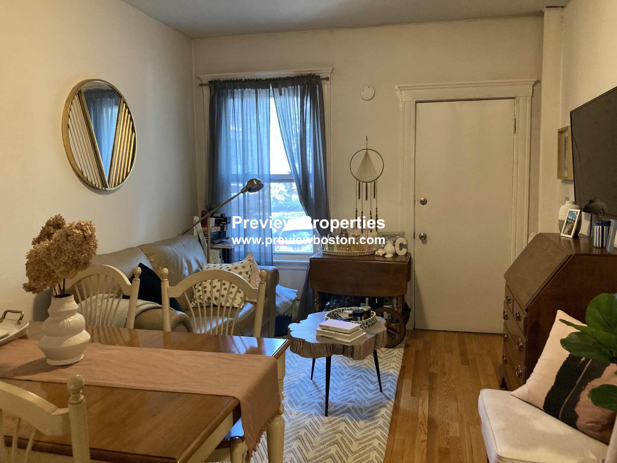 1 bed, 1 bath apartment for rent at 141 Sutherland Rd Unit A1, Brighton — photo 2 of 15