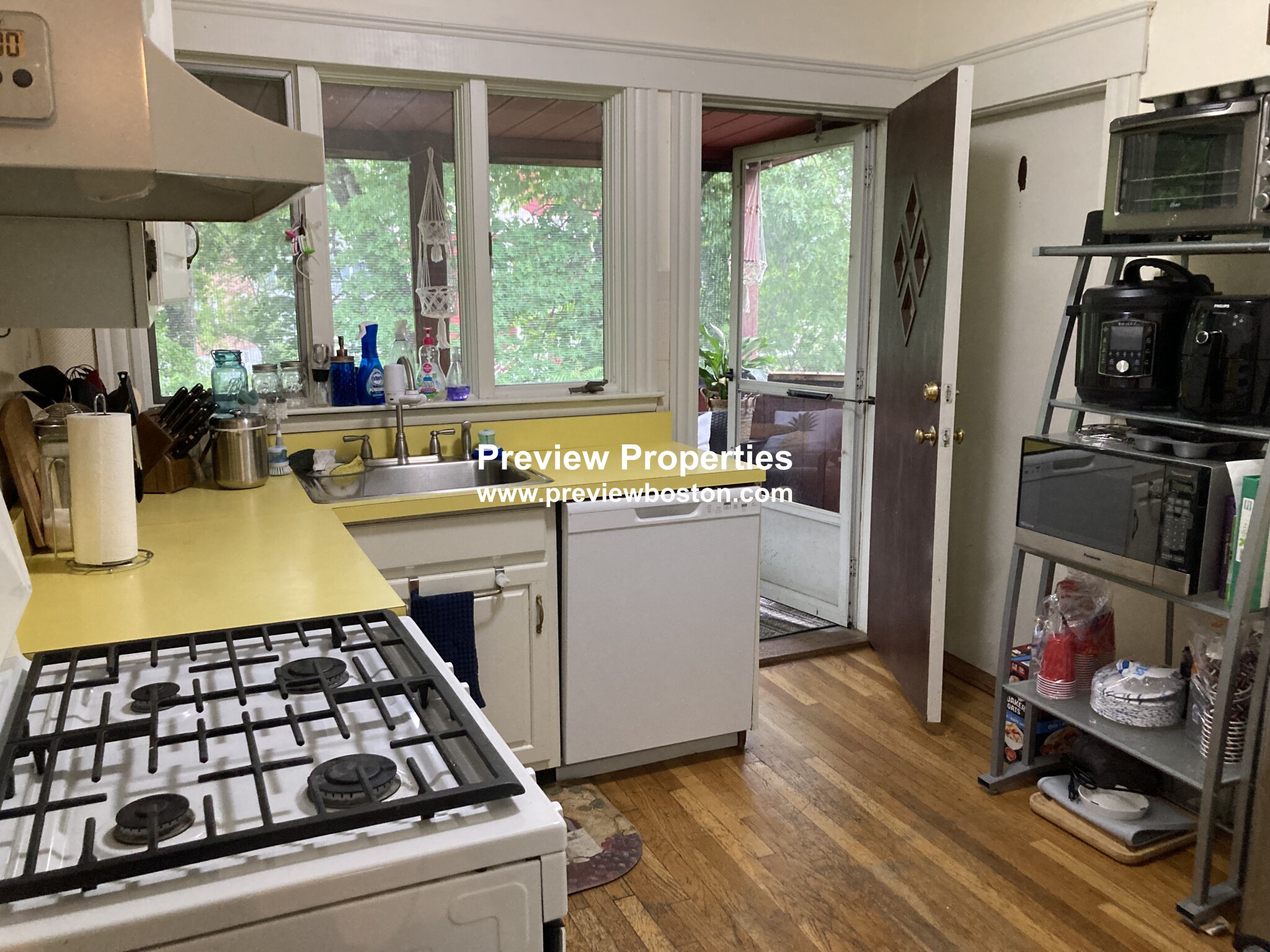 3 bed, 1 bath apartment for rent at 52 Westchester Rd Unit 2A, Newton — photo 11 of 26