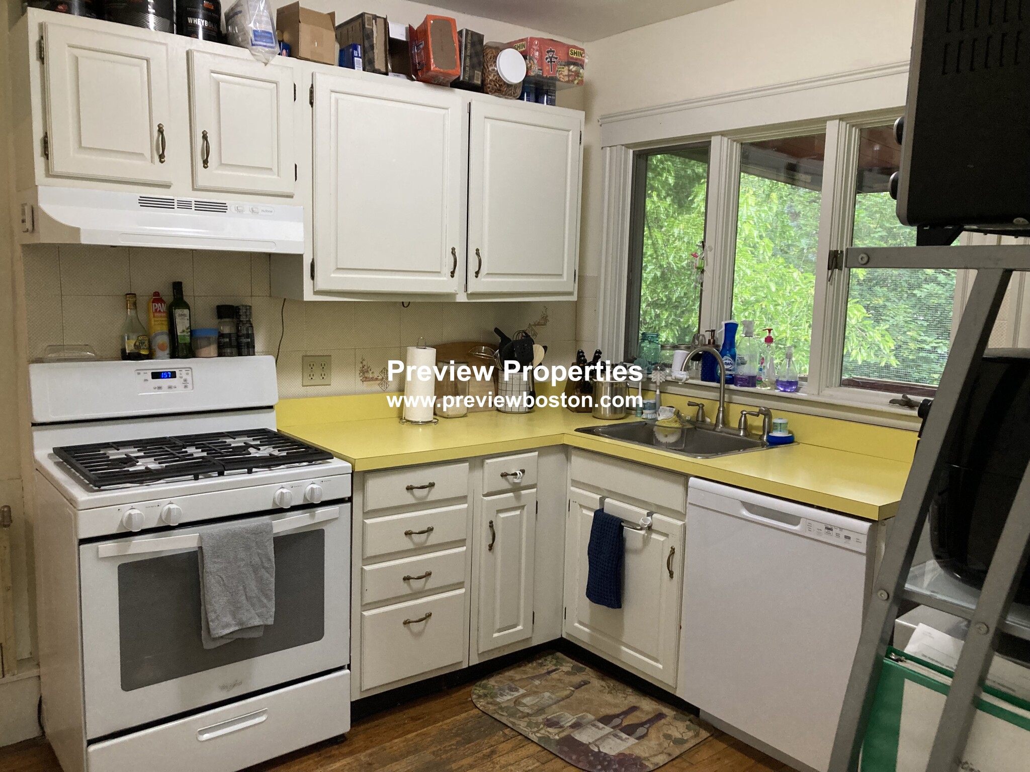 3 bed, 1 bath apartment for rent at 52 Westchester Rd Unit 2A, Newton — photo 10 of 26