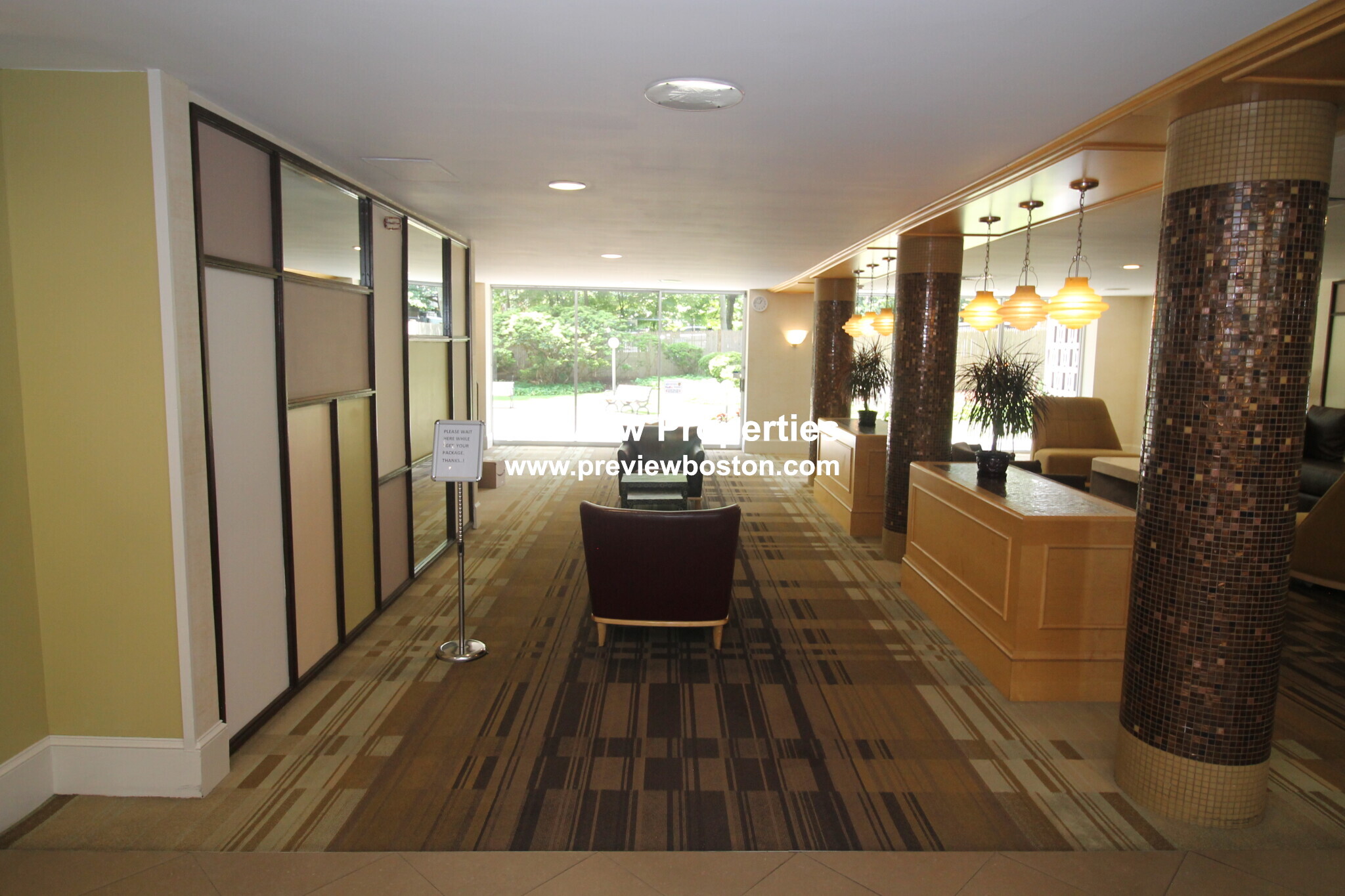 101 Monmouth St, Longwood