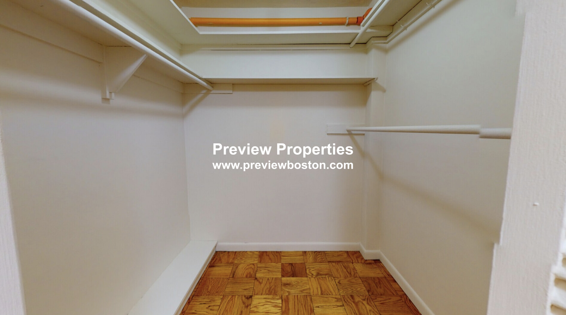 101 Monmouth St, Longwood