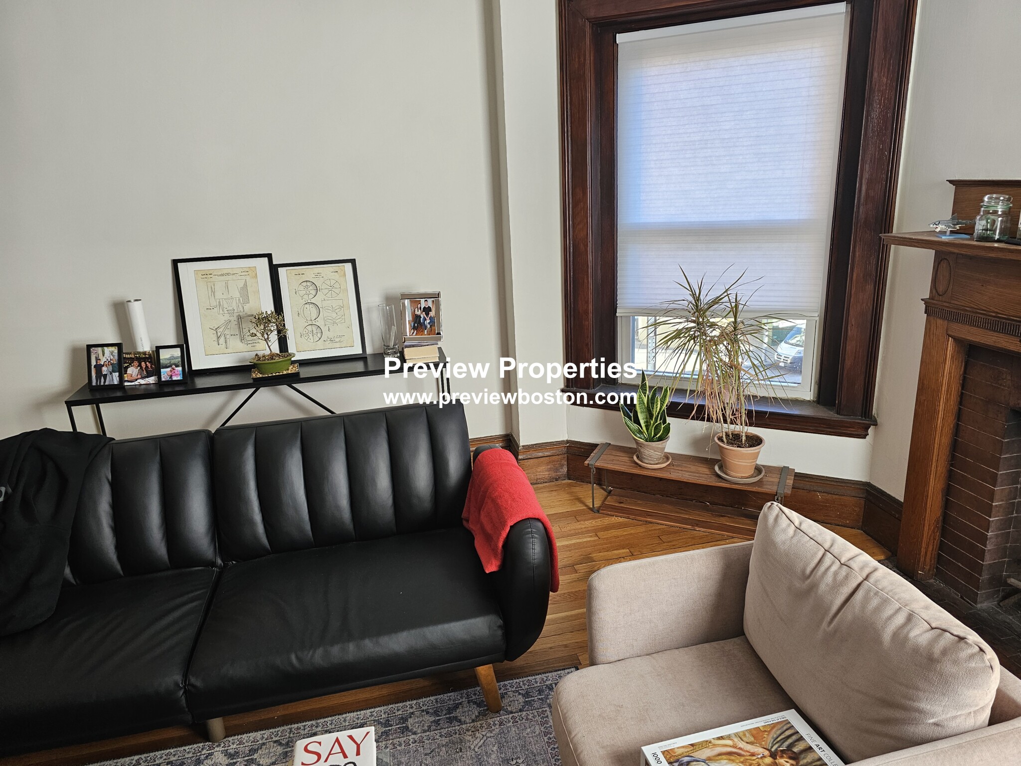 849 Beacon St, Fenway