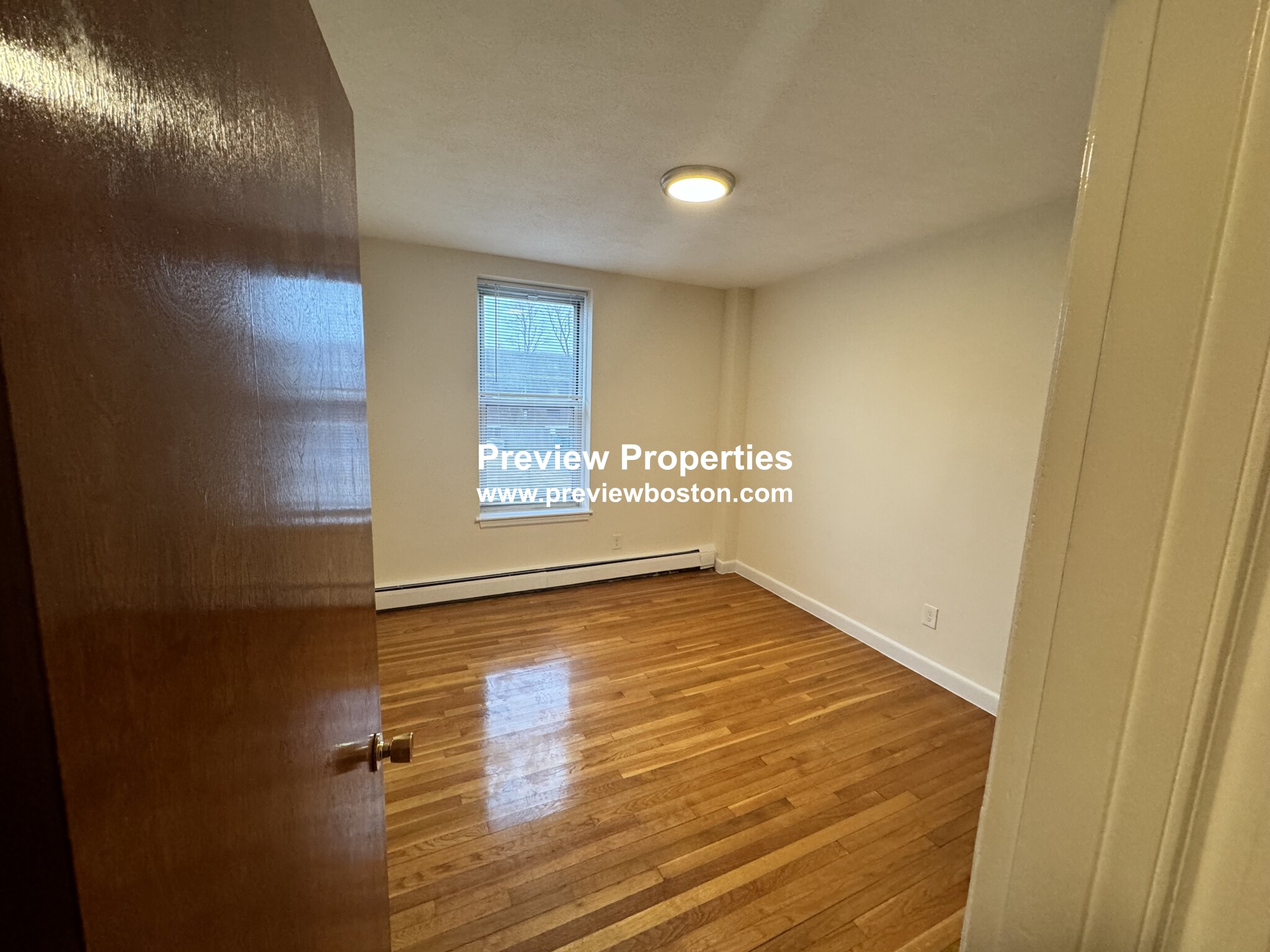 180 North Beacon St, Brighton