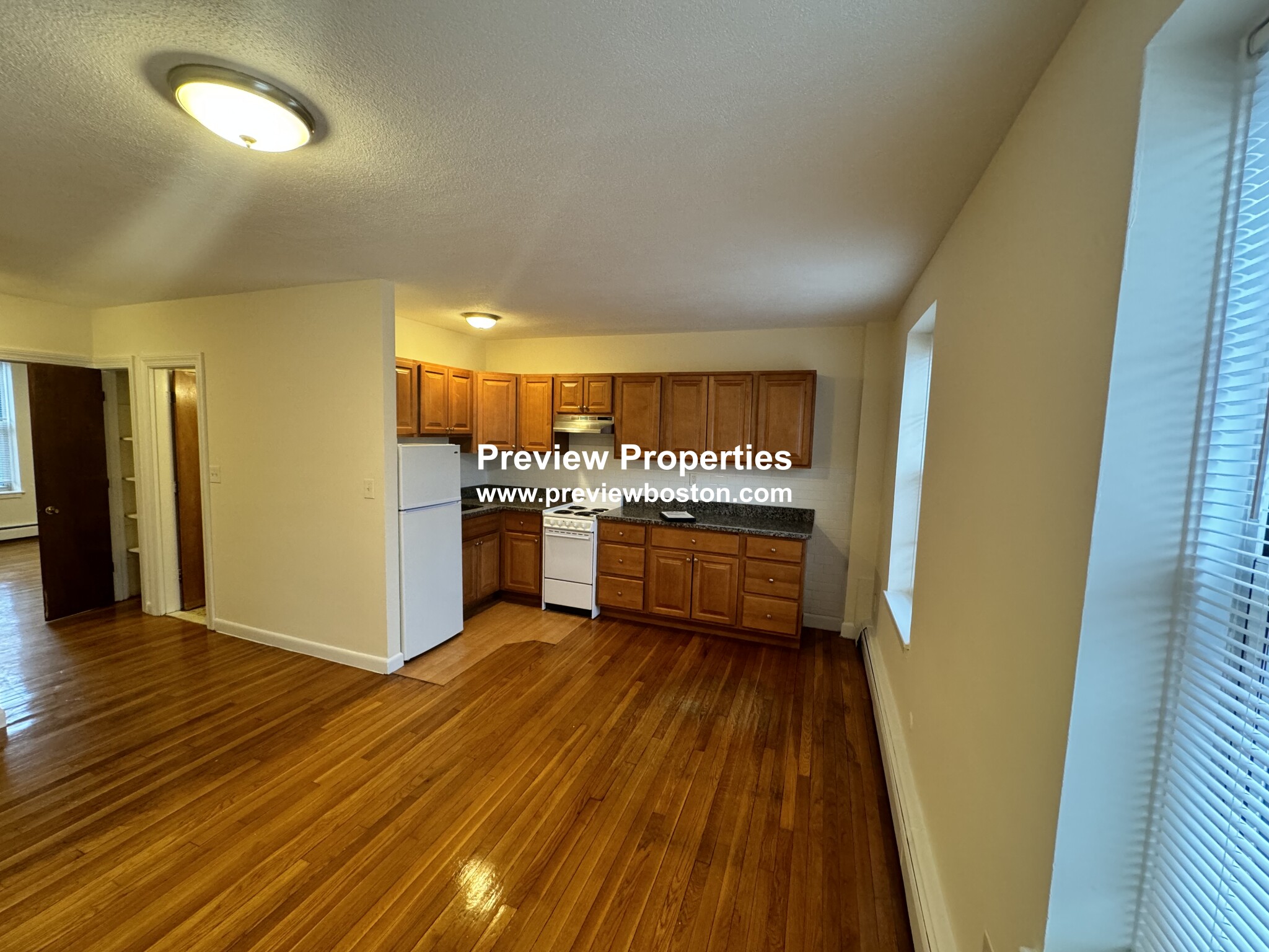 180 North Beacon St, Brighton