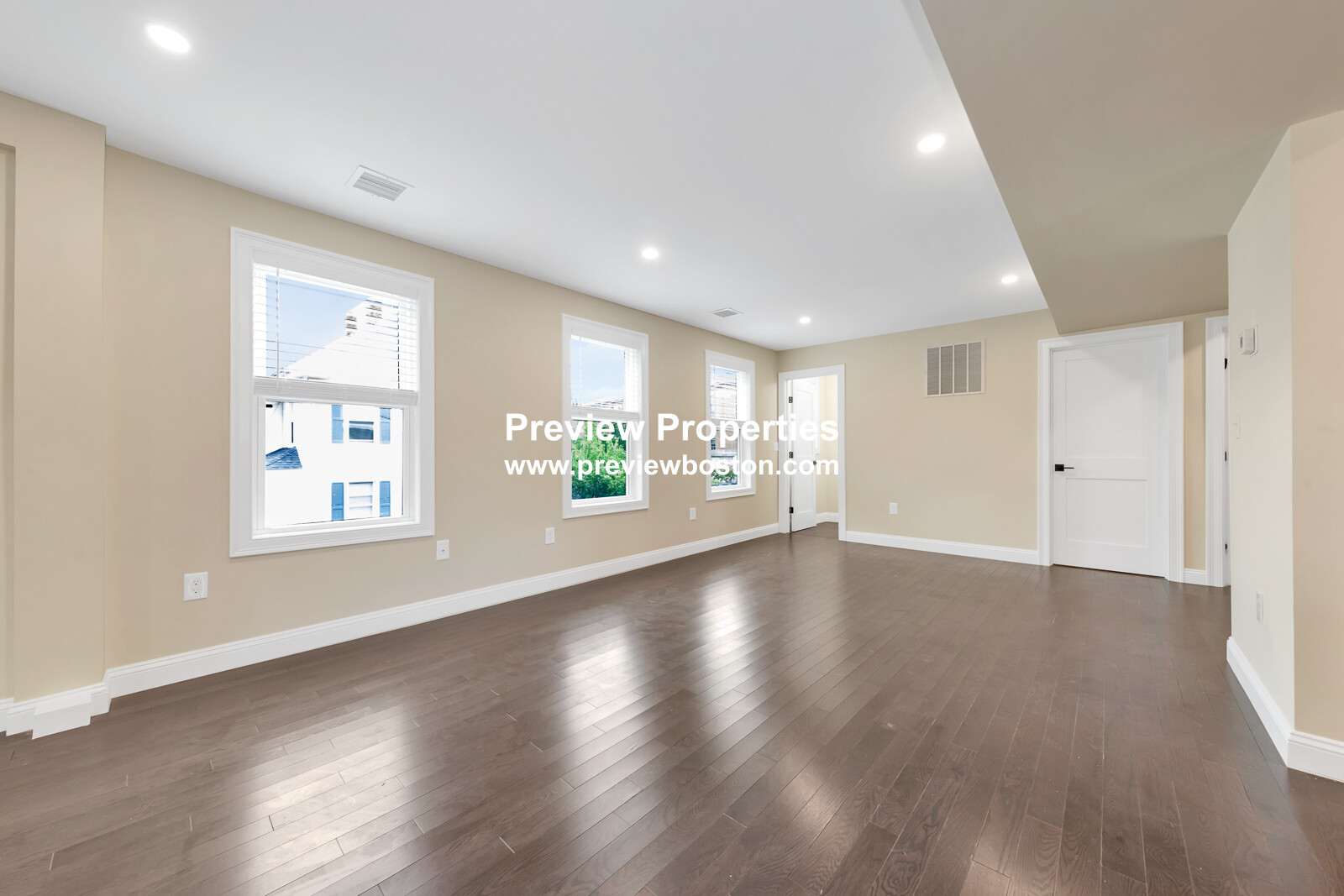 73-75 Lexington St, Waltham