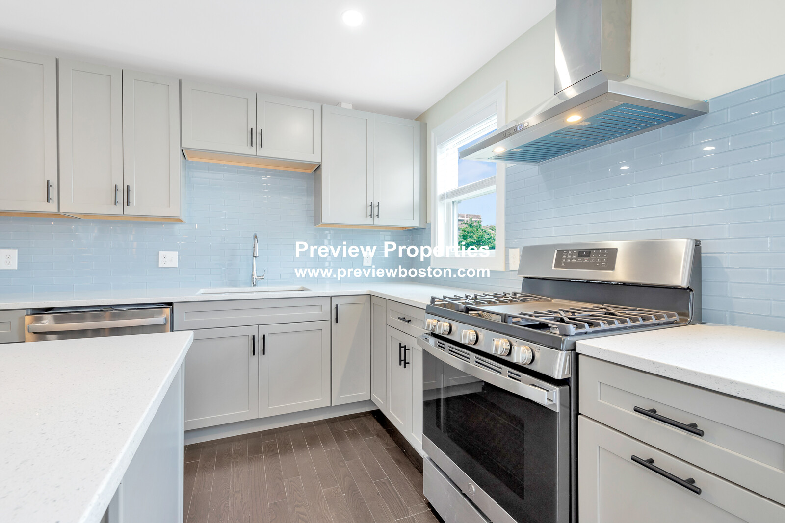 73-75 Lexington St, Waltham