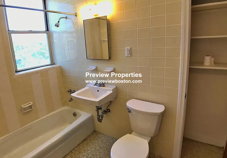 64 Brighton Ave, Allston