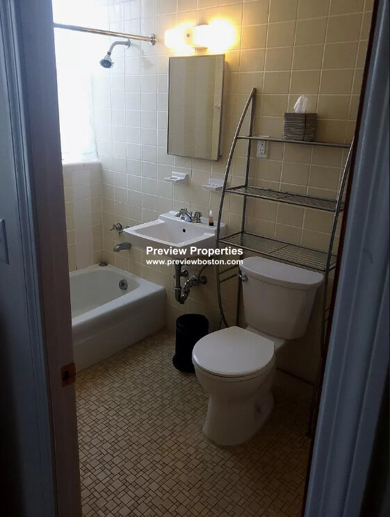 64 Brighton Ave, Allston