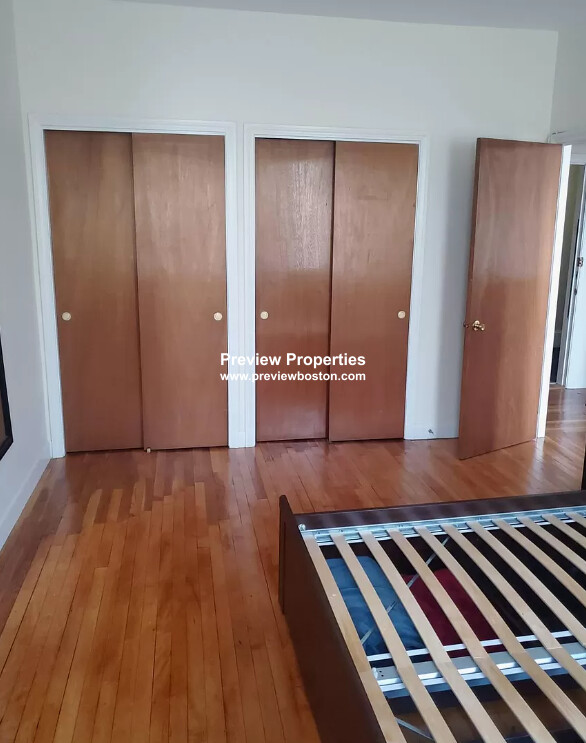 64 Brighton Ave, Allston