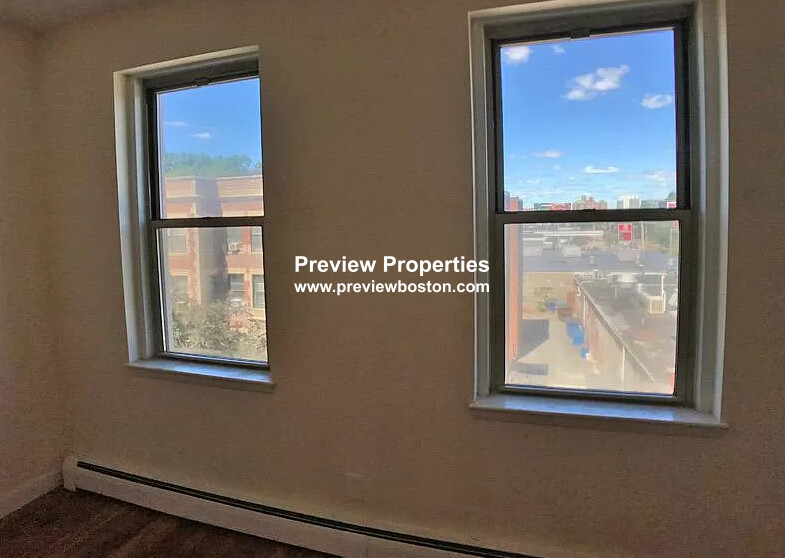 64 Brighton Ave, Allston