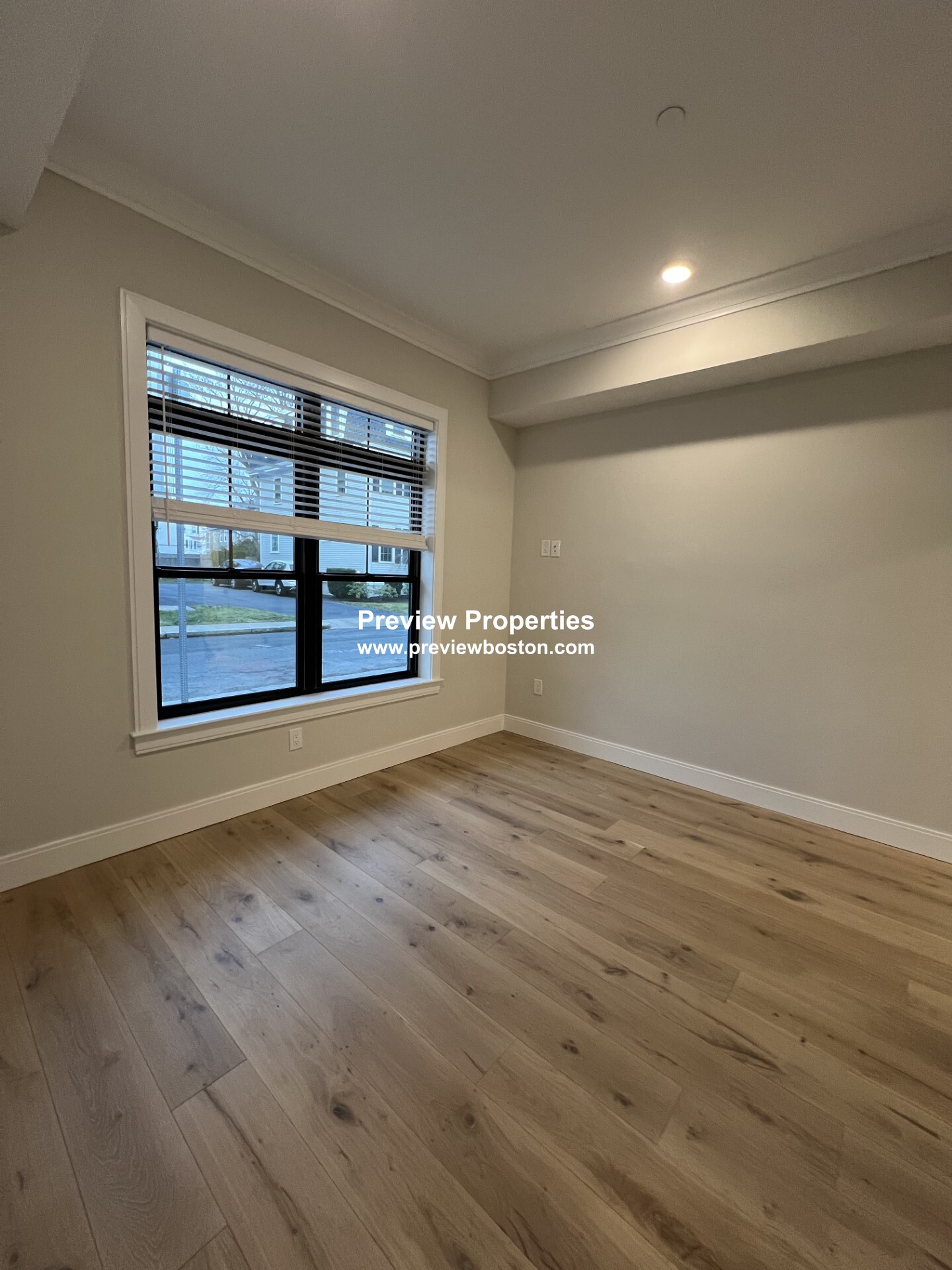 157 Everett St, Allston