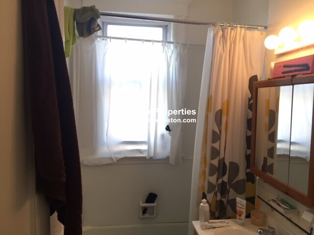 1634 Commonwealth Ave, Brighton