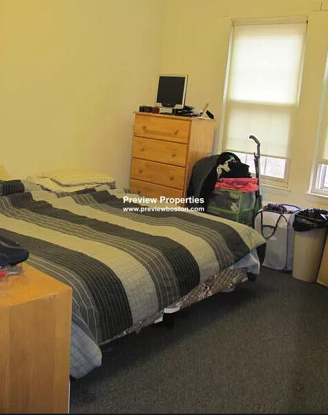 66 South Huntington Ave, Jamaica Plain