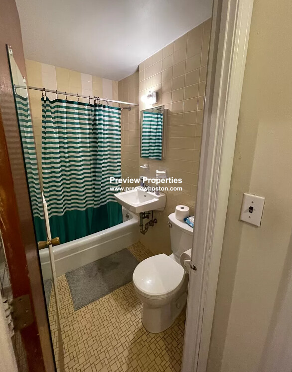 64 Brighton Ave, Brighton