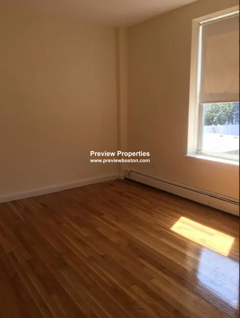 168 North Beacon St, Brighton