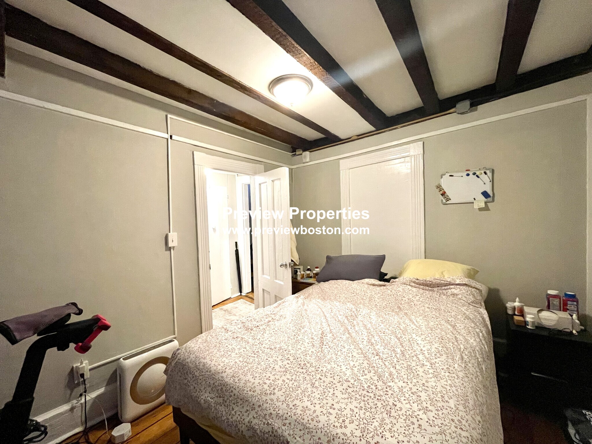 1 Champney Pl, Beacon Hill