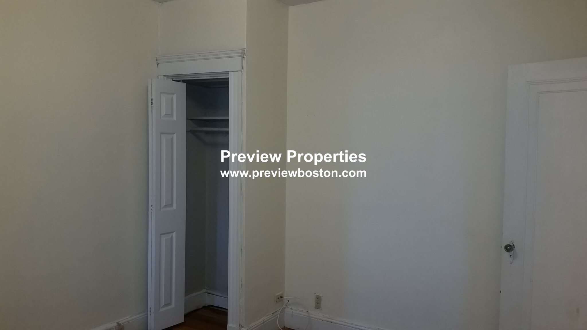 2003 Commonwealth Ave, Brighton