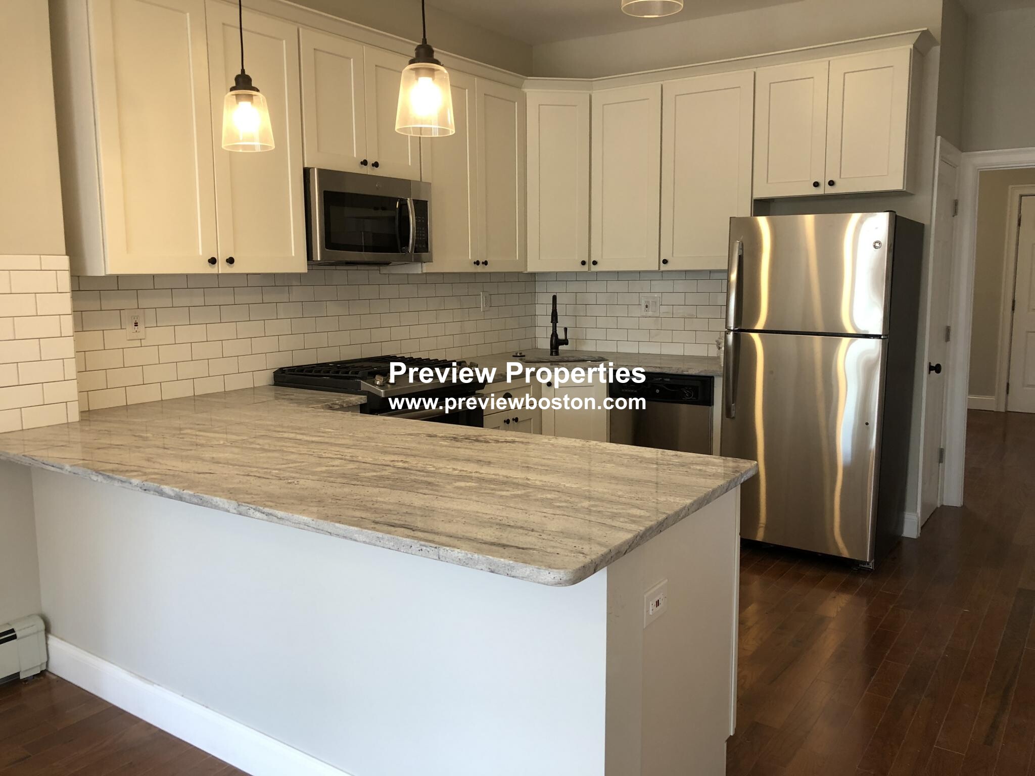 12 Chelsea St, East Boston