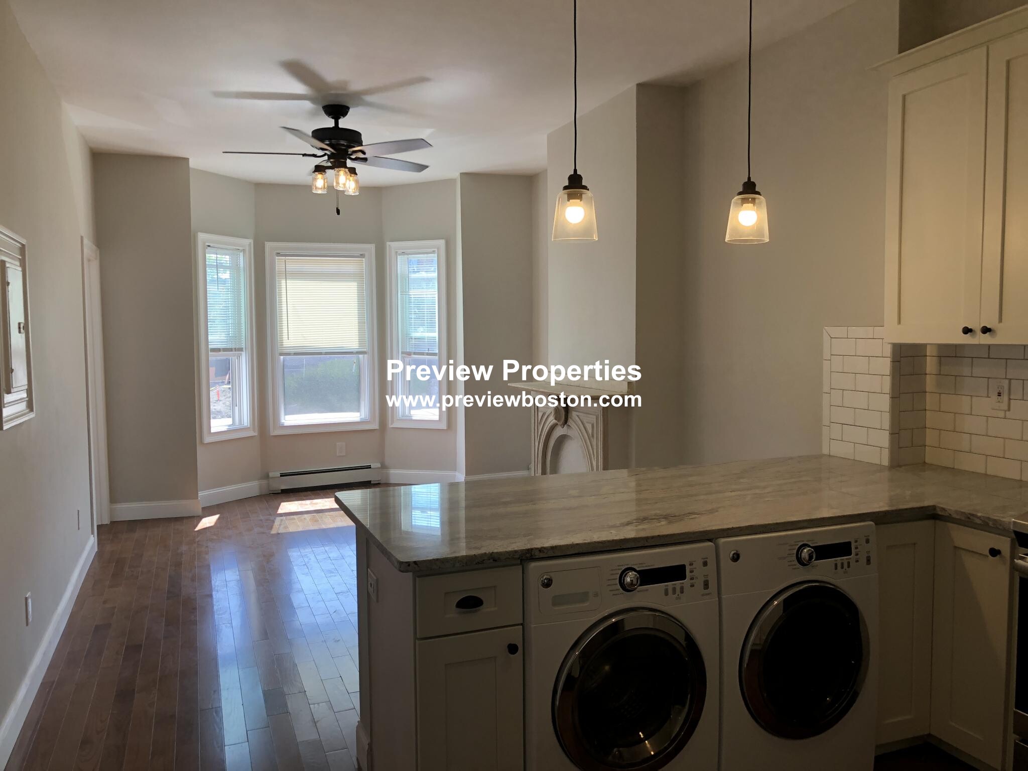 12 Chelsea St, East Boston