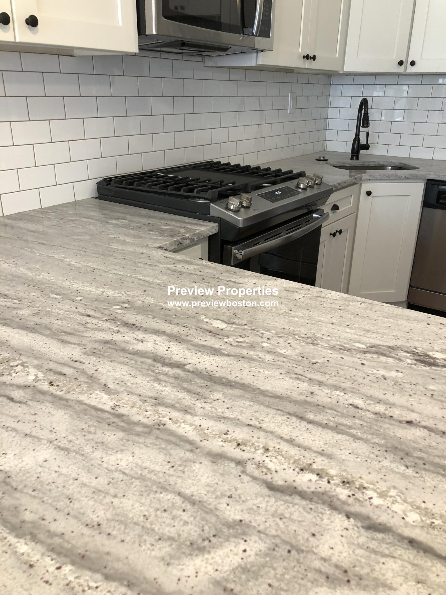 12 Chelsea St, East Boston