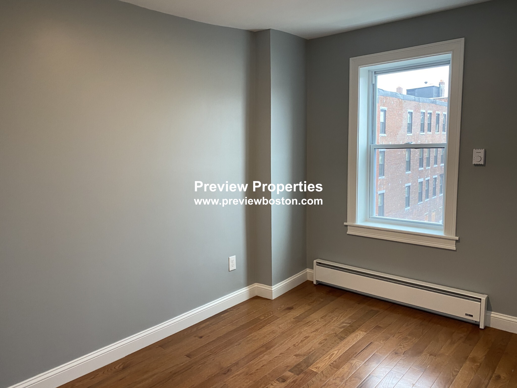 33 Chelsea St, East Boston