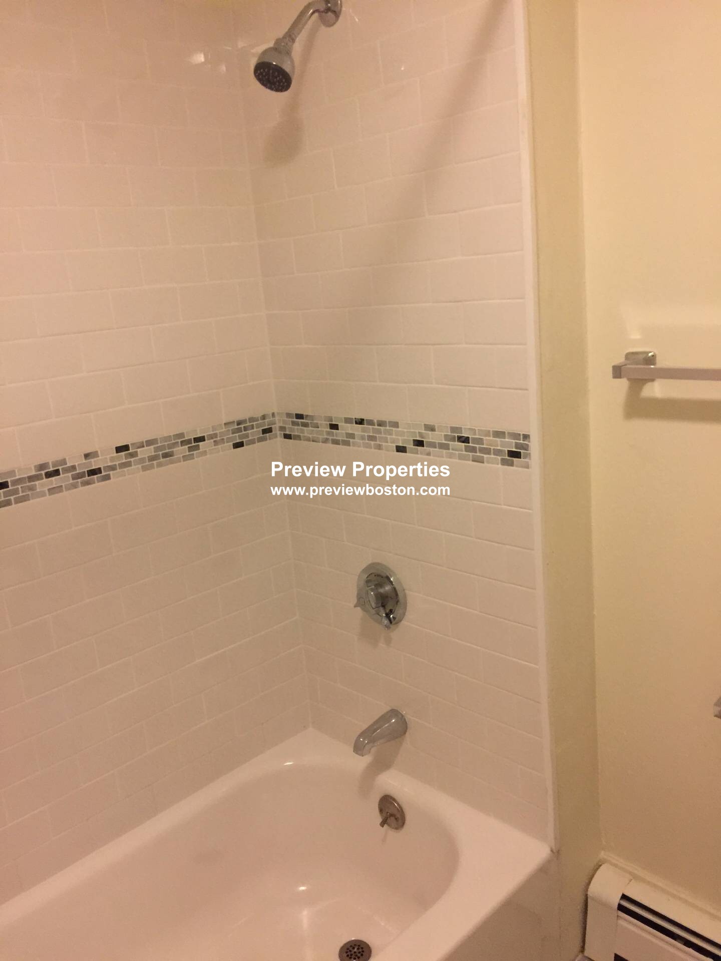 72 Frankfort St, East Boston