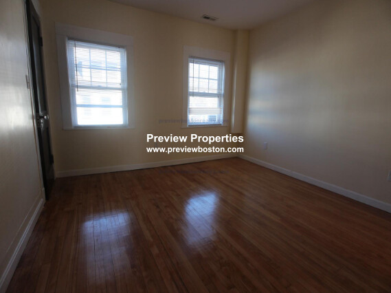 34 Bentley St, Brighton