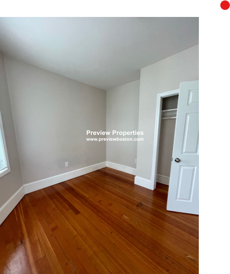 241 Maverick St, East Boston