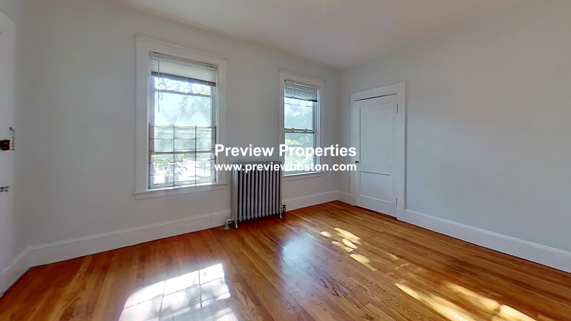 1789 Commonwealth Ave, Brighton