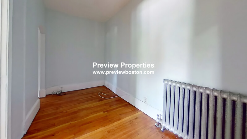 1789 Commonwealth Ave, Brighton