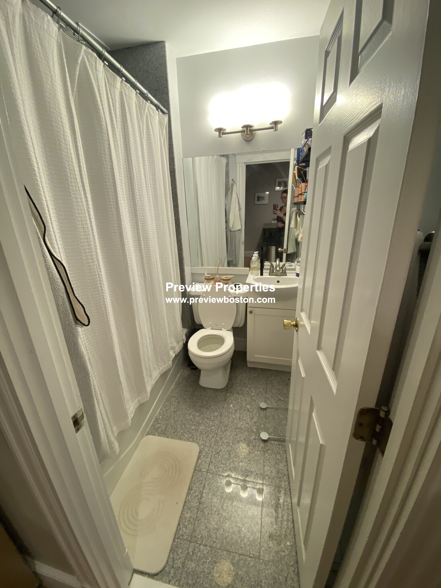 16 Cedar Lane Way, Beacon Hill